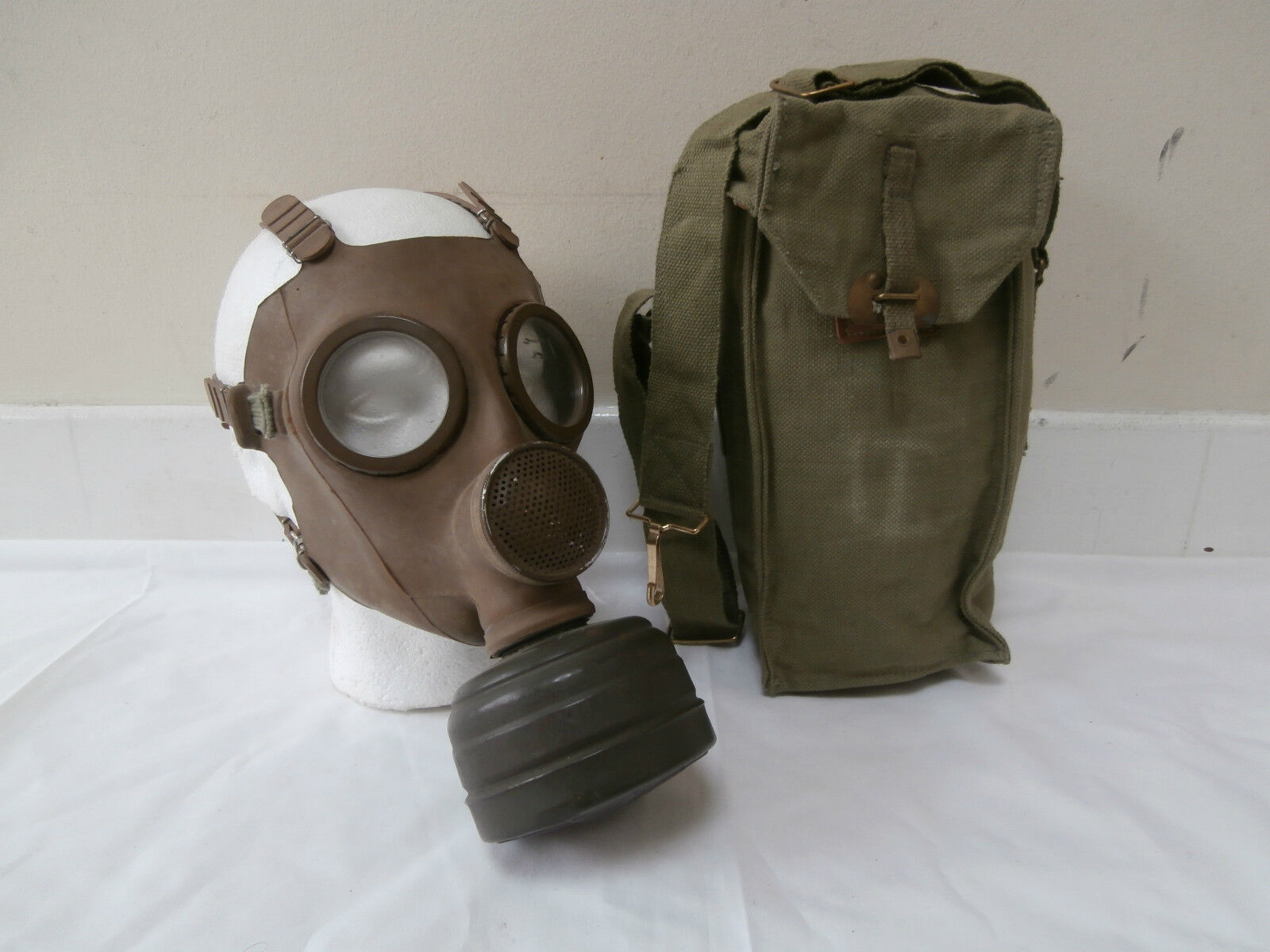 Belgian M51 Army Gas Mask With Filter & Bag Original Military Issue Equipment