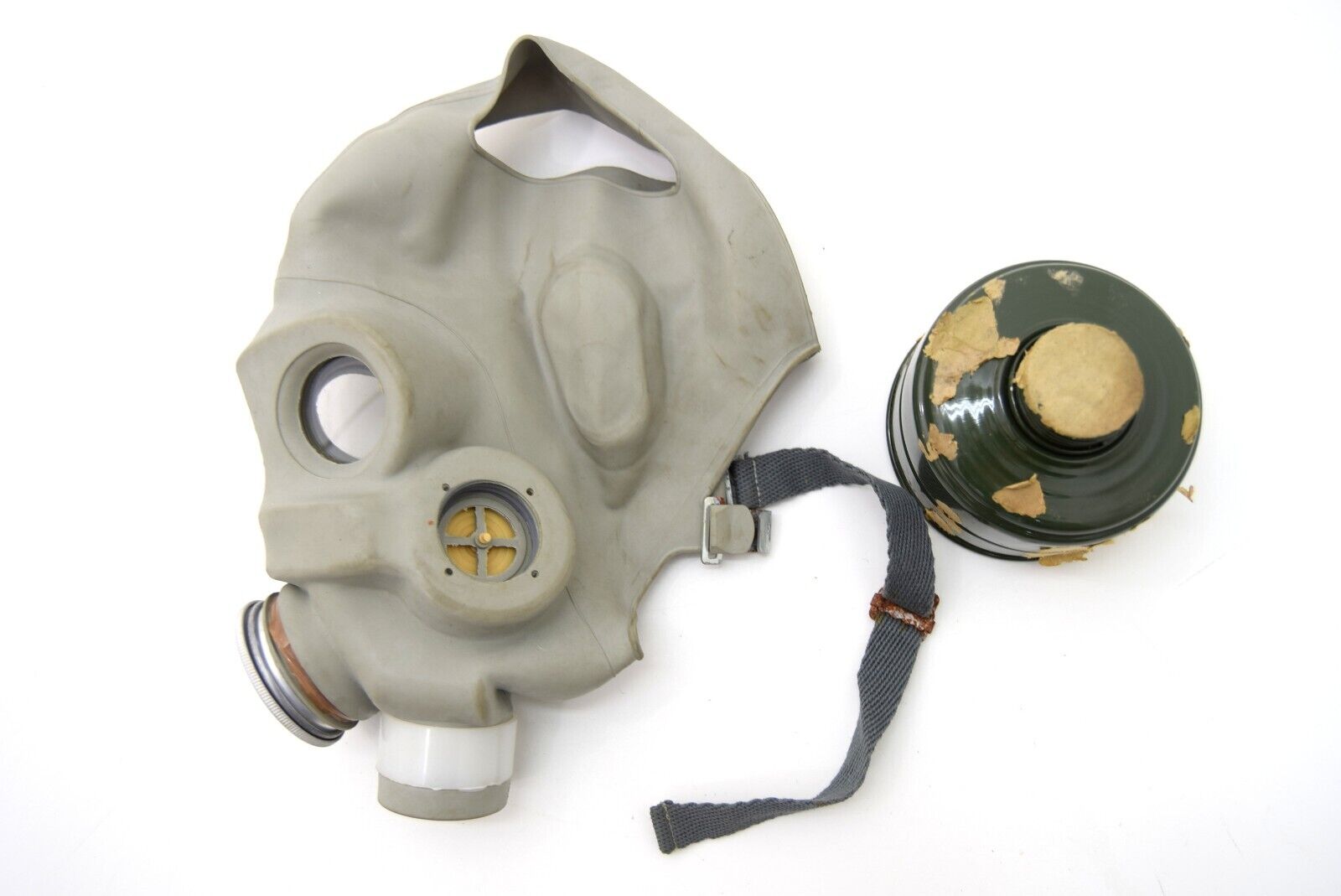 Hungarian Army 70M Cold War Era Gas Mask + 40MM Filter Set Military Respirator