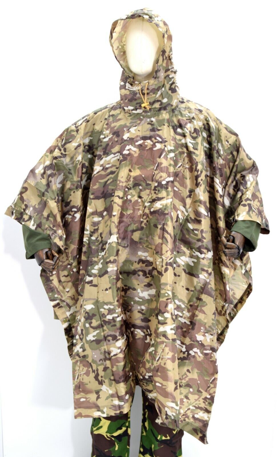 British Army Style MTP Poncho Waterproof Ripstop Cape Lightweight Rain Multicam