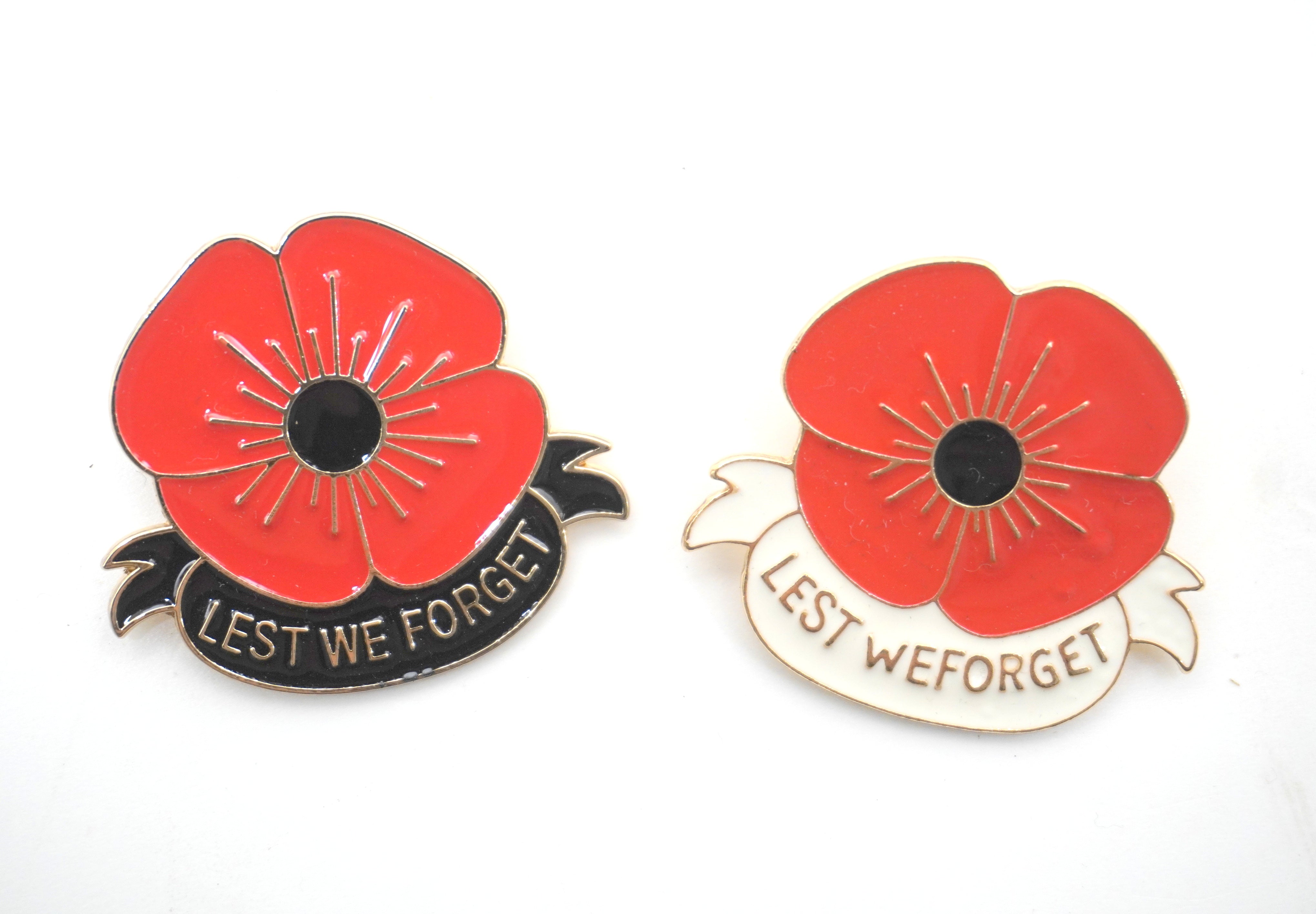 2025 Remembrance Day Poppy Pin Badge Brooch Lest We Forget