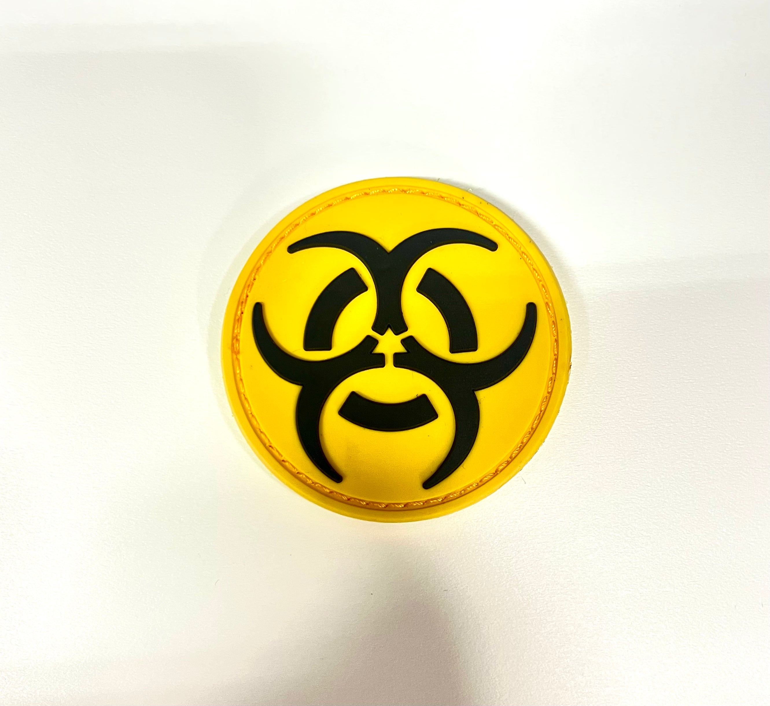 BIO HAZARD Rubberised Yellow Round Patch