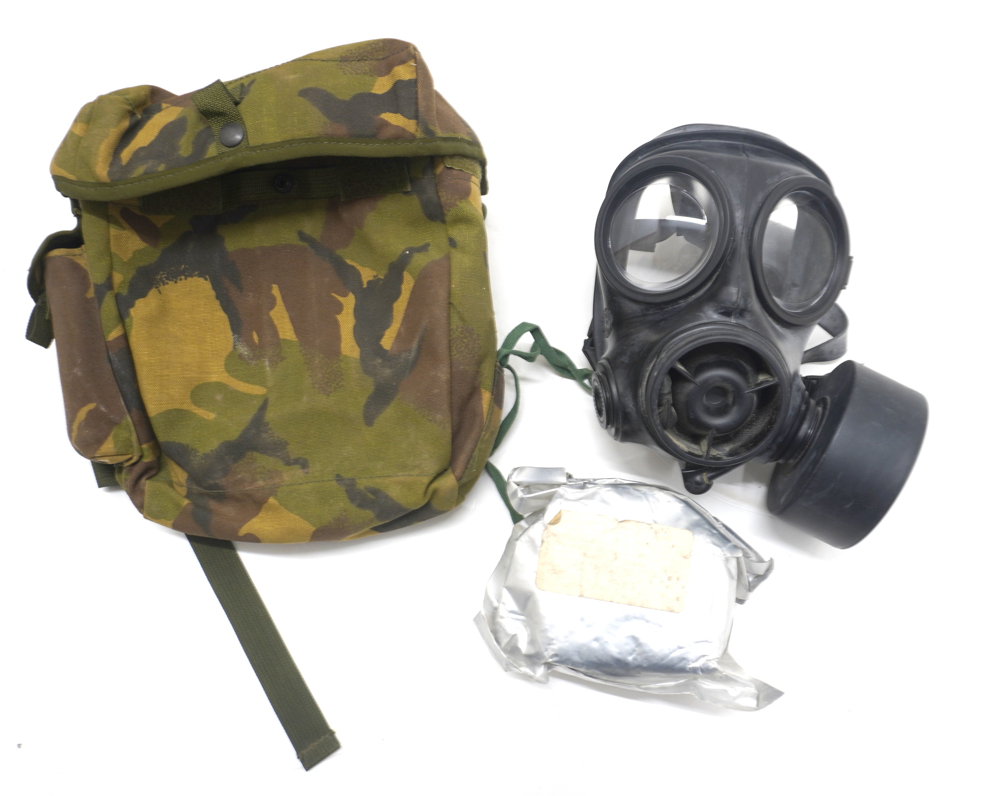 British Army S10 Gas Mask Set - NBC Respirator With Bag & Sealed Filter