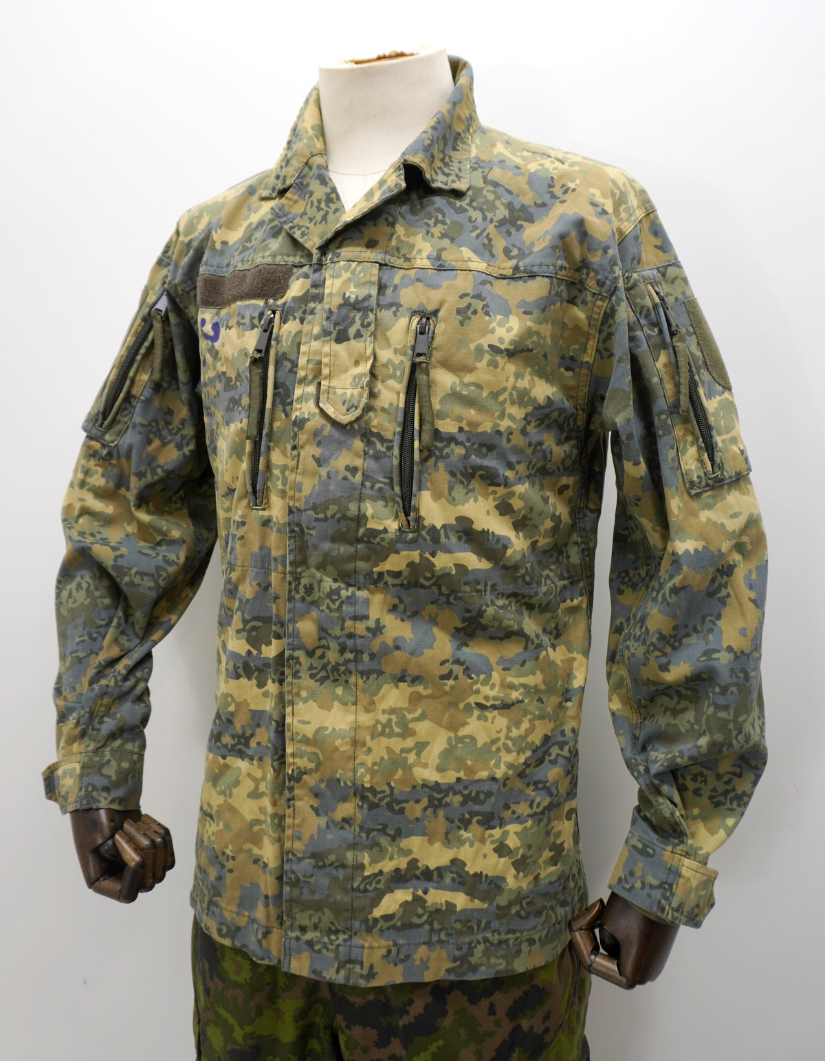 Austrian Army Tarnanzug NEU Camo Shirt Size 88-92 Small/Medium Military Bundes